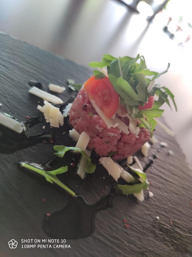 Hotel Ristorante Morus Burago di Molgora Exterior foto